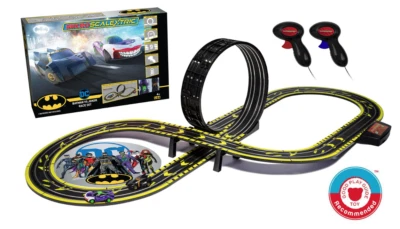 1/64 Scalextric G1155 Rennbahn Batman vs Joker 4,08m Looping Batteriebetrieben - Bild 1 von 4