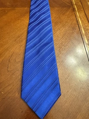 Галстук Donald J Trump Signature Collection синий в полоску 3 дюйма x 58 дюймов - Изображение 1 из 4