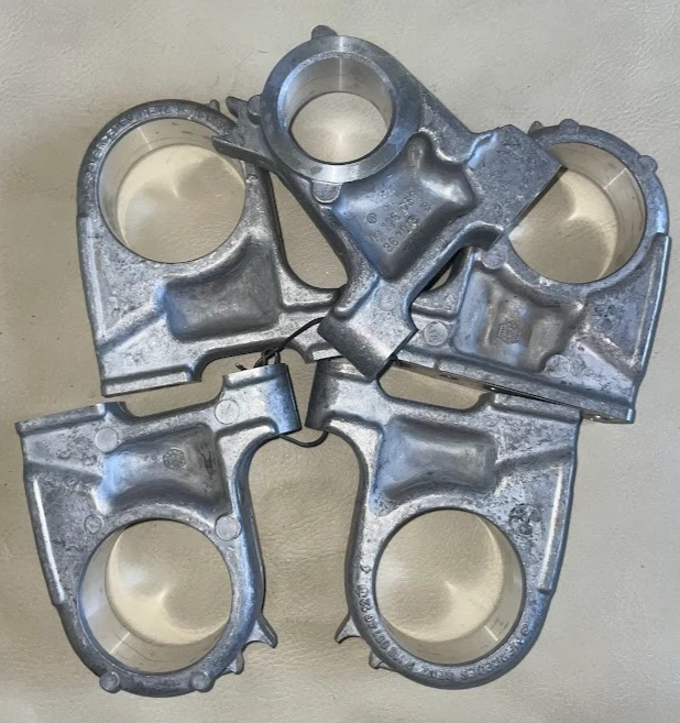 Mercedes-Benz Eng. Kit de rodamientos de árbol de levas - 117-586-11-05 - para 450SL, 380SL y más Foto 1 de 4