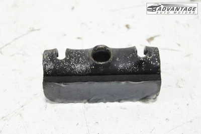 Chevrolet Colorado 2015-2022 intermedio freno estacionamiento cable extremo soporte OEM Foto 1 de 4