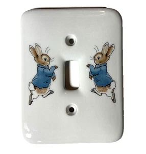 Wedgewood Peter Rabbit Beatrix Potter Ceramic Light Switch Cover - Picture 1 of 3