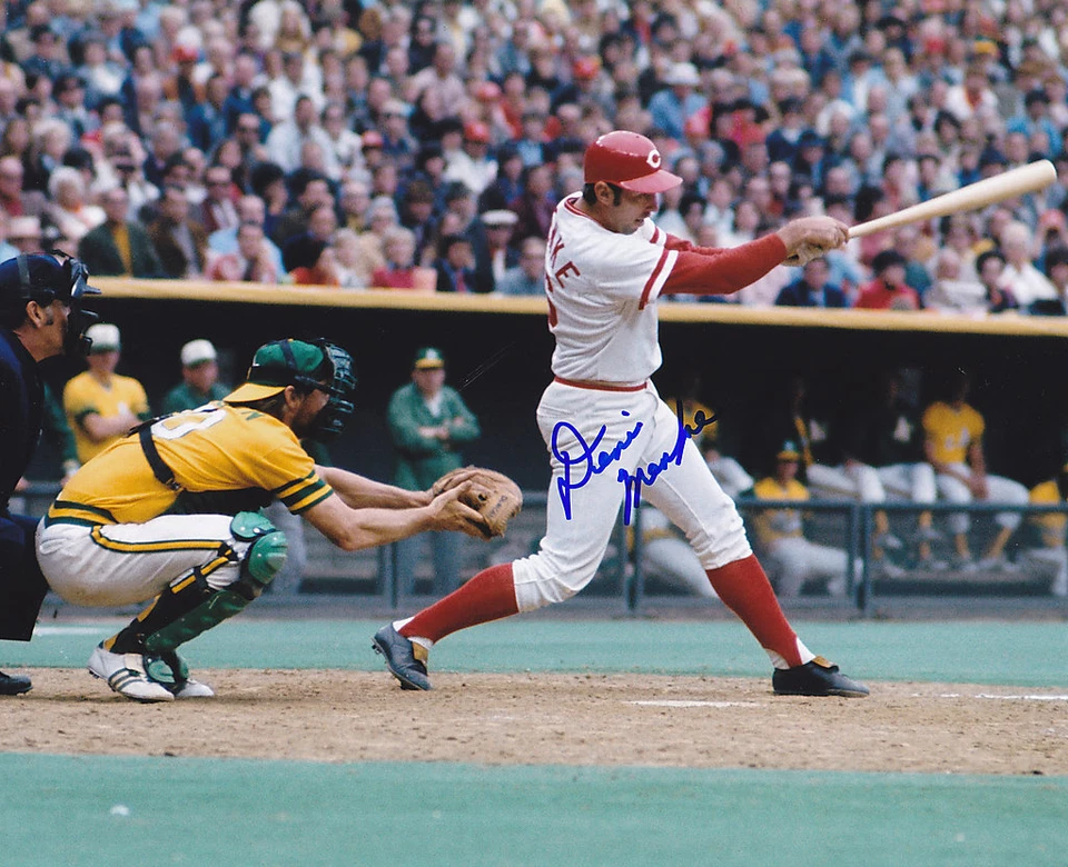 DENIS MENKE  CINCINNATI REDS   ACTION SIGNED 8x10 - Image 1 of 1