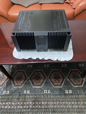 ROTEL AMPLIFICATORE  FINALE  5 CANALI   1075 - Immagine 1 di 4