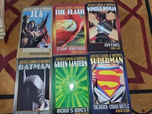 dcu hero PAPERBAck novel lot (6) FLASH, JLA, BATMAN, WW, gREEN lANTERN, SUPERMAN - Picture 1 of 10