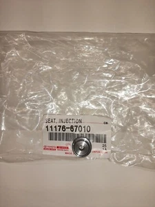 11176-67010 Toyota OEM Genuine SEAT, INJECTION NOZZLE - Picture 1 of 2