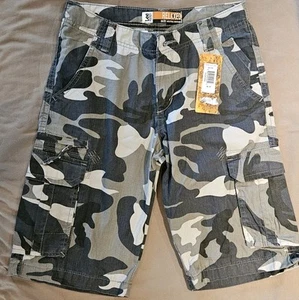 NWT Lee Dungarees Cargo Shorts Sure2Fit Adj Waist Black Gray Camo Youth 14 R - Picture 1 of 13