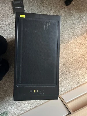 Corsair 4000D AIRFLOW Tempered Glass Mid-Tower ATX PC Case - Black - Image 1 of 4