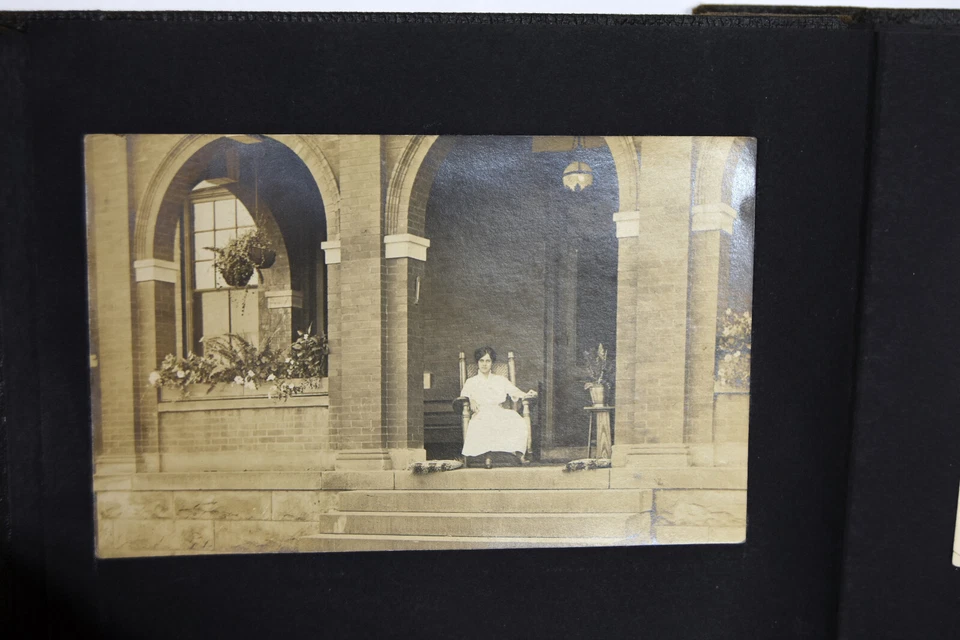 Álbum de fotos antiguo PA Conneaut Lake Pennsylvania enfermera mascotas caballos mujeres Foto 1 de 4