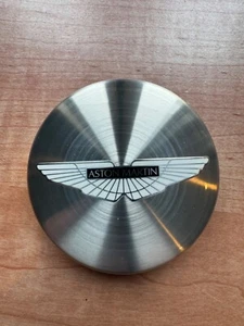 ASTON MARTIN DBS DB9 VANTAGE WHEEL CENTRER CAP  NEW  OEM HY53-1A096-FA - Picture 1 of 4