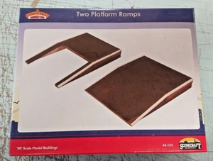 Bachmann Scenecraft 44-154 calibre OO 2 rampas de plataforma NUEVO - Imagen 1 de 2