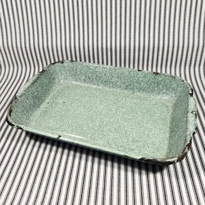 Vtg. Enamelware Baking Pan (13¼"×9"), Graniteware Light Green - (c. 1870s-1930s) - Picture 1 of 12