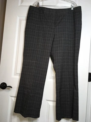 Van Huesen Studio Stretch Gray Plaid Dress Pants Size 18 - New w/o Tags - Image 1 of 4