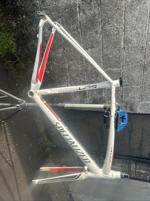 54cm Specialized Allez Frameset For Use With 700c Rim Brake Wheels BSA 1 1/8 - Image 1 of 4