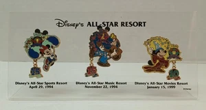 Cast Exclusive Disney All Stars Anniversary Pin Set With Mickey Minnie Goofy 90s - Bild 1 von 10