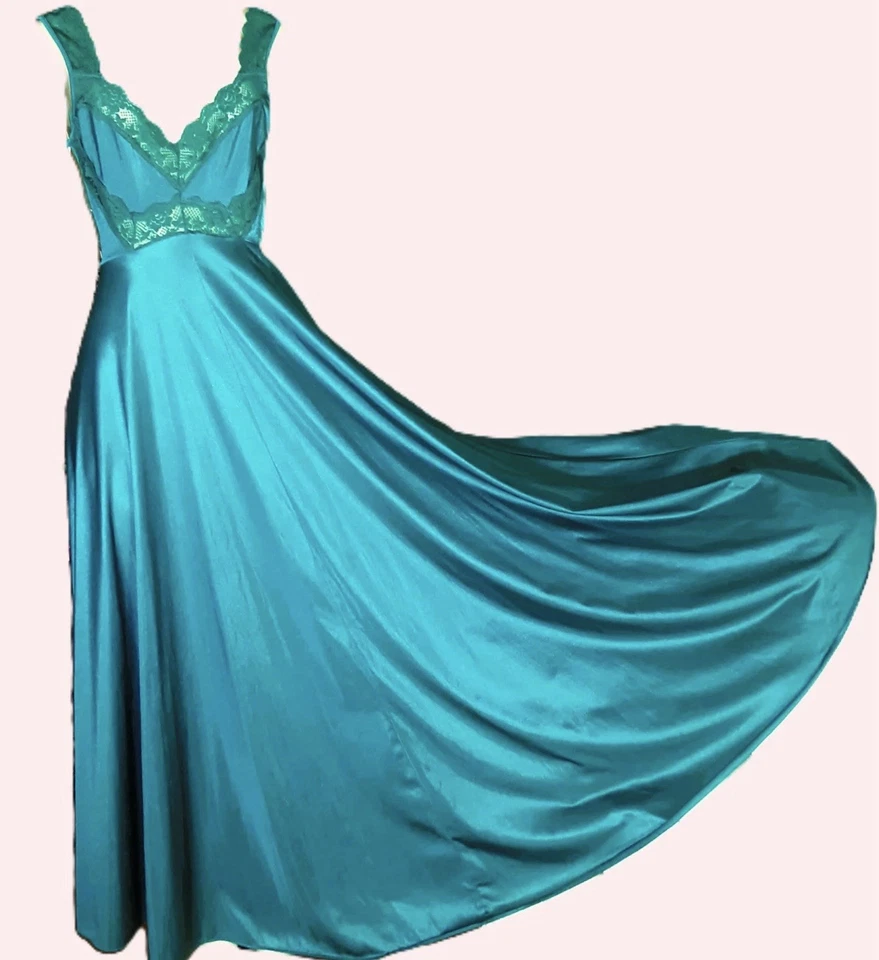 Vintage 80s Lady Cameo Dallas Teal Nylon Full Sweep Nightgown RARE 1X 2X - Image 1 of 4