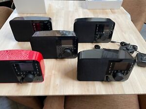 LOT OF 5 Logitech Squeezebox Internet Radio Receivers (WITH 2 POWER SUPPLIES)