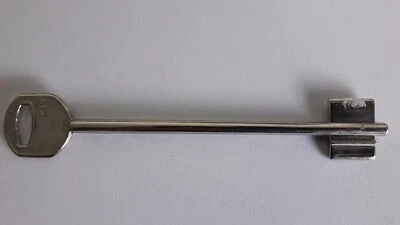 2J9 ERREBI/JW-95G JMA /JUWEL/Key blank - Image 1 of 4