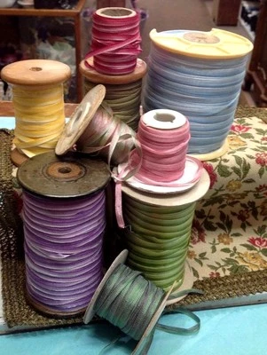 vintage embroidery ribbon ombre flower 1yd France - Image 1 of 4