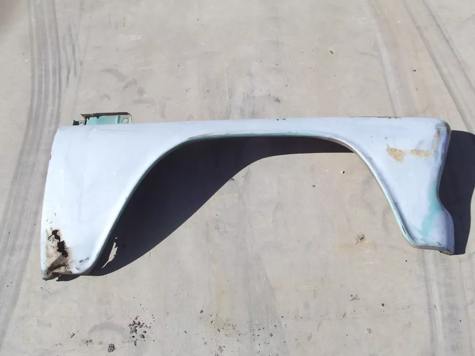 1960 - 1966 CHEVROLET TRUCK ORIGINAL FENDER 1961 1963 1964 c10 1965 chevy c20 - Image 1 of 4