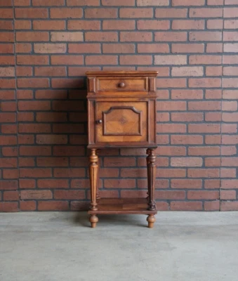 Antiga Mesa de Cabeceira Francesa Regency Mármore ~ Mesa de Cabeceira ~ Mesa Lateral Francesa - Imagem 1 de 4