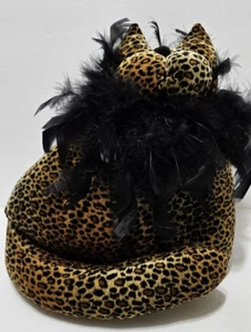 Snickelldoodles musikalische Plüschkatze mit Leopardendruck und schwarzer Feder Boa mit Etikett - Bild 1 von 9