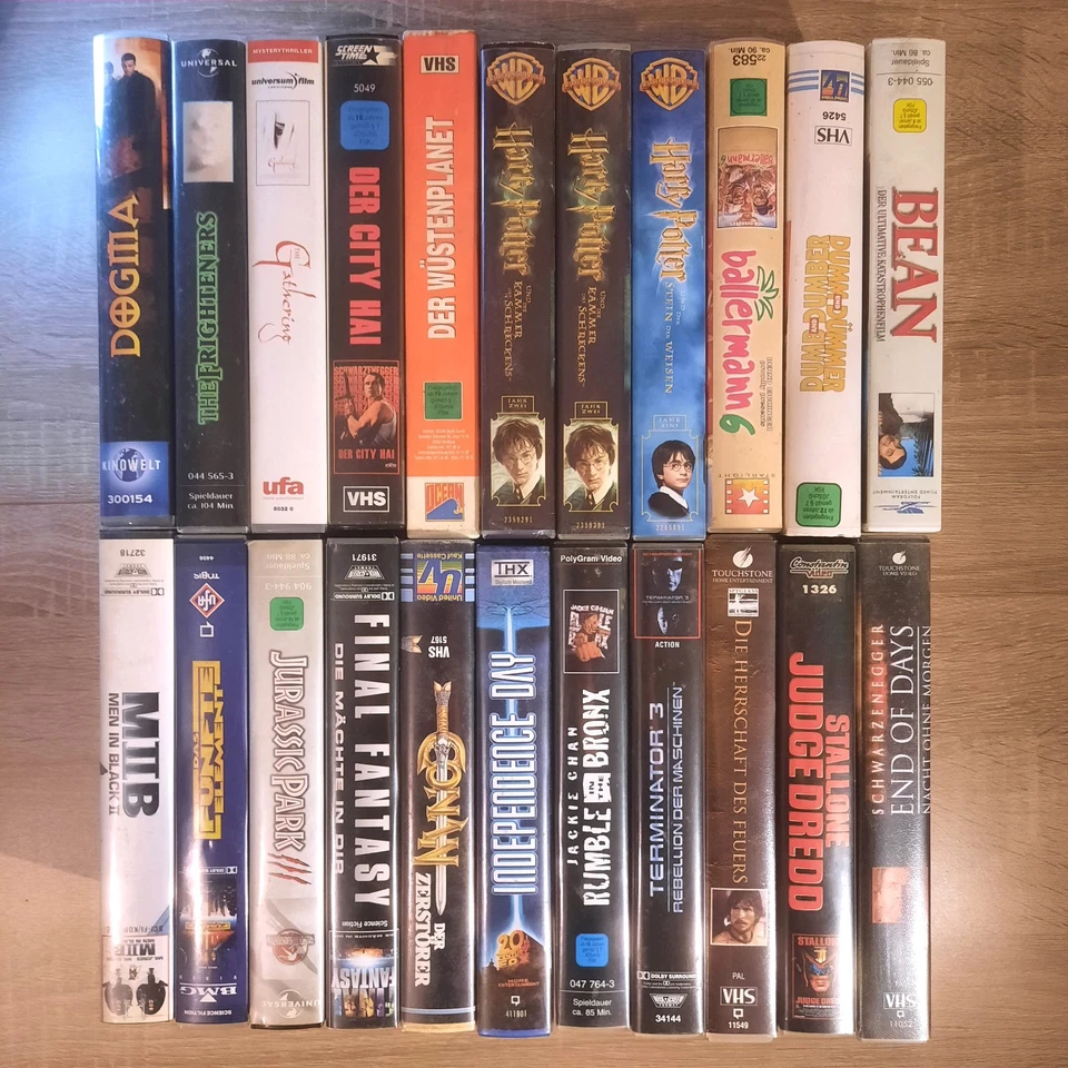 22x VHS Konvolut / Sammlung / PAL / Kult Klassiker / Conan, Judge Dredd, Dune - Bild 1 von 1