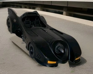 Batmobile Jada Maßstab 1:24 Modellauto 98224 - DC Comics Die Cast. (A68) - Bild 1 von 15