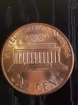 2001 us penny, Close AM, no mintmark ms66, 3 shoulder spots, speared SF reverse - Image 1 of 4