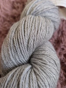 Wool Silk Mohair DK Weight Yarn 100g Hank Light Grey Knitting Crochet Fibers - Picture 1 of 4
