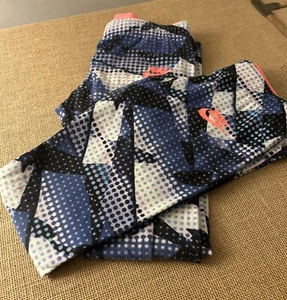 2 X Nike Girls Leggings Size Small - Picture 1 of 10