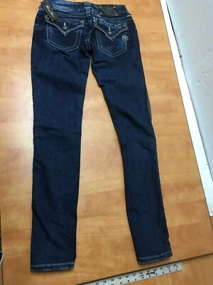 Pantalones de mezclilla ajustados Miss Me JS5660S para mujer talla 25x32 bolsillos adornados desgastados Foto 1 de 4