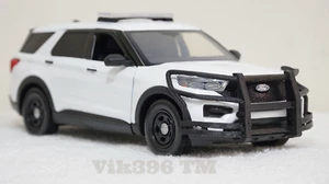 1/24 Scale Custom Wraparound Push Bar - Pushbar for 2022 Motormax Ford Explorer - Picture 1 of 7
