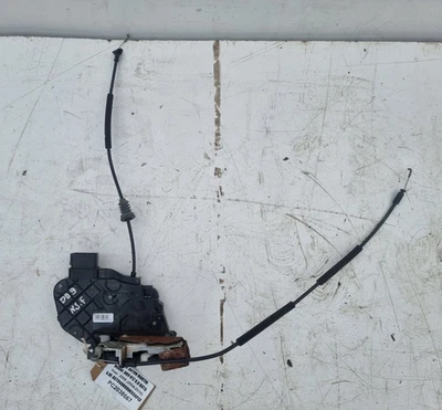 МЕХАНИЗМ ЗАЩЕЛКИ ЗАМКА ДВЕРИ ЛЕВЫЙ ПАССАЖИРСКИЙ N/S ASTON MARTIN DB9 2004-2016 - Изображение 1 из 4