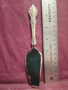 Lunt Sterling DELACOURT CHEESE SERVER 7" no monogram - Picture 1 of 4