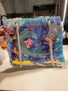 NUEVO 2023 Disney Parks Lilo And Stitch Bolso de Mano PVC Mango de Cuerda Nuevo con Etiquetas - Imagen 1 de 5