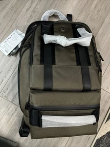 Victorinox Lexicon Professional Bellevue 15 Plecak na laptopa oliwkowy #609860 - Zdjęcie 1 z 11