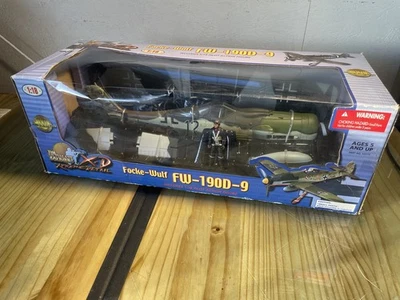 Ultimate Soldier XD WWII Focke-Wulf FW-190D-9 1:18 scale sealed damaged box - Image 1 of 4