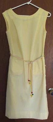 Vestido Henry Lee Vintage Cinturón Cremallera Sin Mangas Mediano, Hecho en Unión, Amarillo, Usado en Excelente Condición Foto 1 de 4