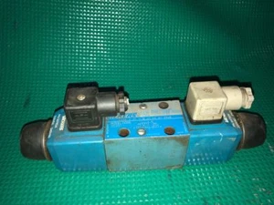 VICKERS PILOT VLAVE DG4V32NHMU1D660EN38 P/N 507834 - Imagen 1 de 5