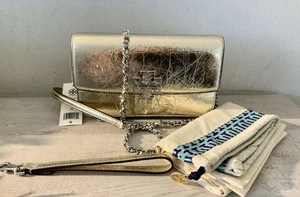 NWT TORY BURCH BRITTEN METALLIC CHAIN WALLET CROSSBODY &  WRISTLET STRAP SPARK - Picture 1 of 13