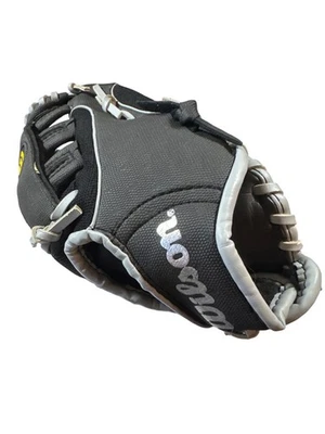 Wilson A200 Youth Baseball Glove 10.5" Black & Gray Right Hand Throw - Image 1 of 4