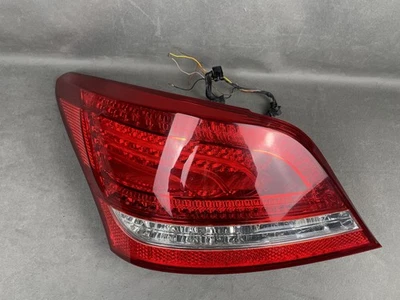 2011-2013 HYUNDAI EQUUS Tail Light Assembly Right Passenger Side OEM LED Tested - Image 1 of 4