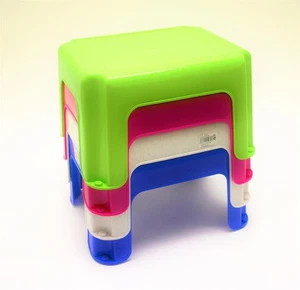 Kinder Hocker Kindertritthocker 32x25x18cm - diverse Farben - Bild 1 von 1