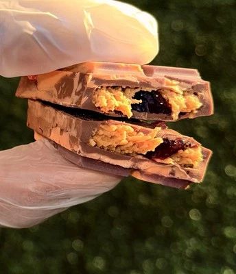 LUXURY HANDMADE  DUBAI CHOCOLATE BAR KATAIFI PEANUT BUTTER &JELLY CHOCOLATE BAR - Image 1 of 4