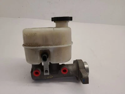 2009-14 CADILLAC ESCALADE 5.3L Brake Master Cylinder  - Image 1 of 4