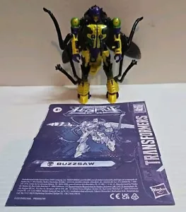Transformers Legacy Buzzsaw Complete Wasp Generations - Picture 1 of 4