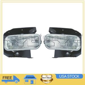 Fits 1999~2002 Ford Expedition 2X Left Right TYC Fog Light Assembly
