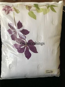 Cubrecama Yves Delorme Clematis Queen 98x98" flores violetas Francia $800 - Imagen 1 de 24