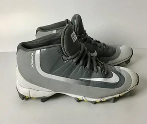NIKE FAST FLEX BOYS CLEATS SIZE 5.5Y - Picture 1 of 7