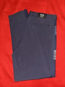 Hugo Boss KEEN Lightweight Microstructured Performance Pants. 34/50 - Bild 1 von 7